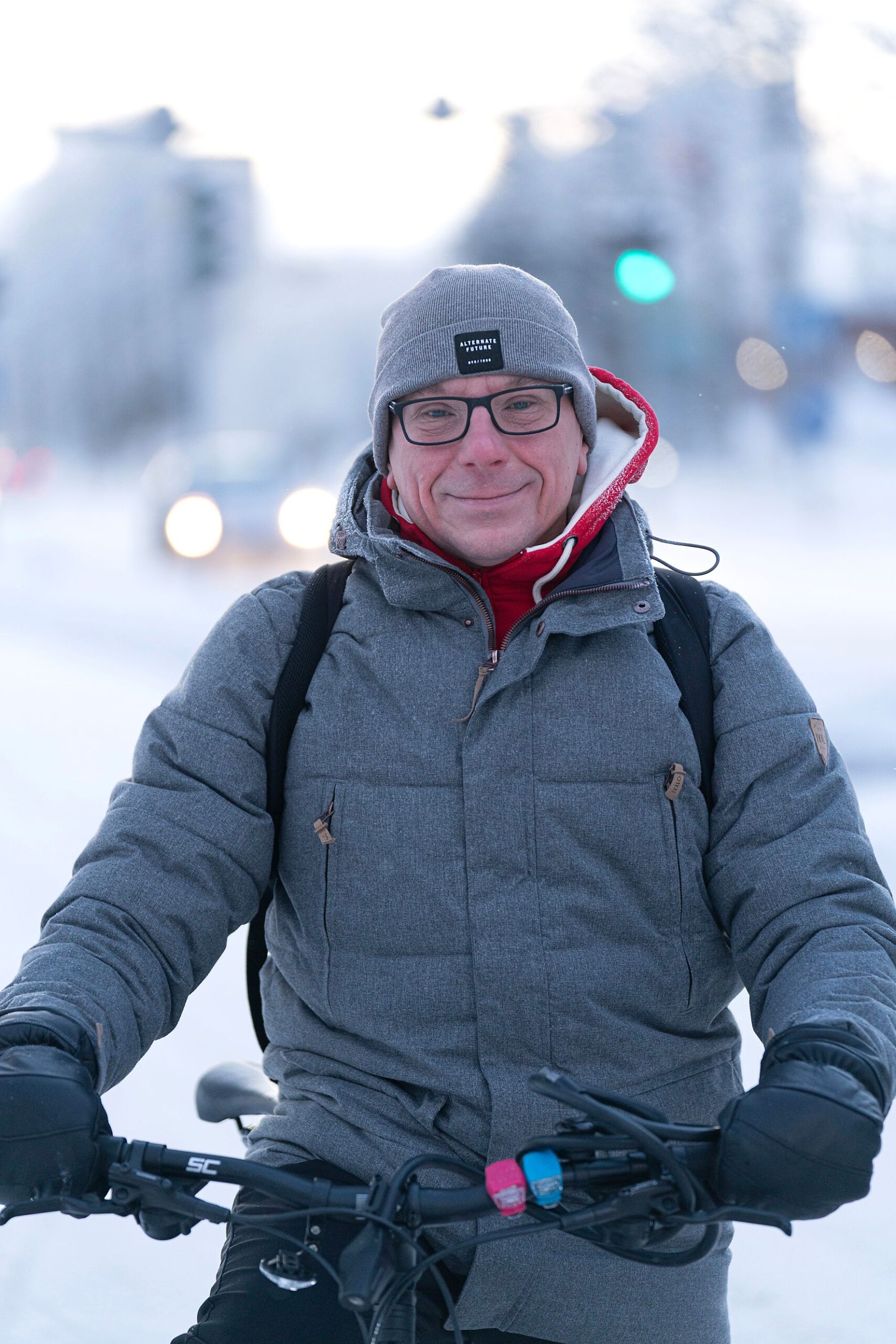Marko Saranlinnalle työmatka kaksipyöräisellä on nautiskeluaikaa.